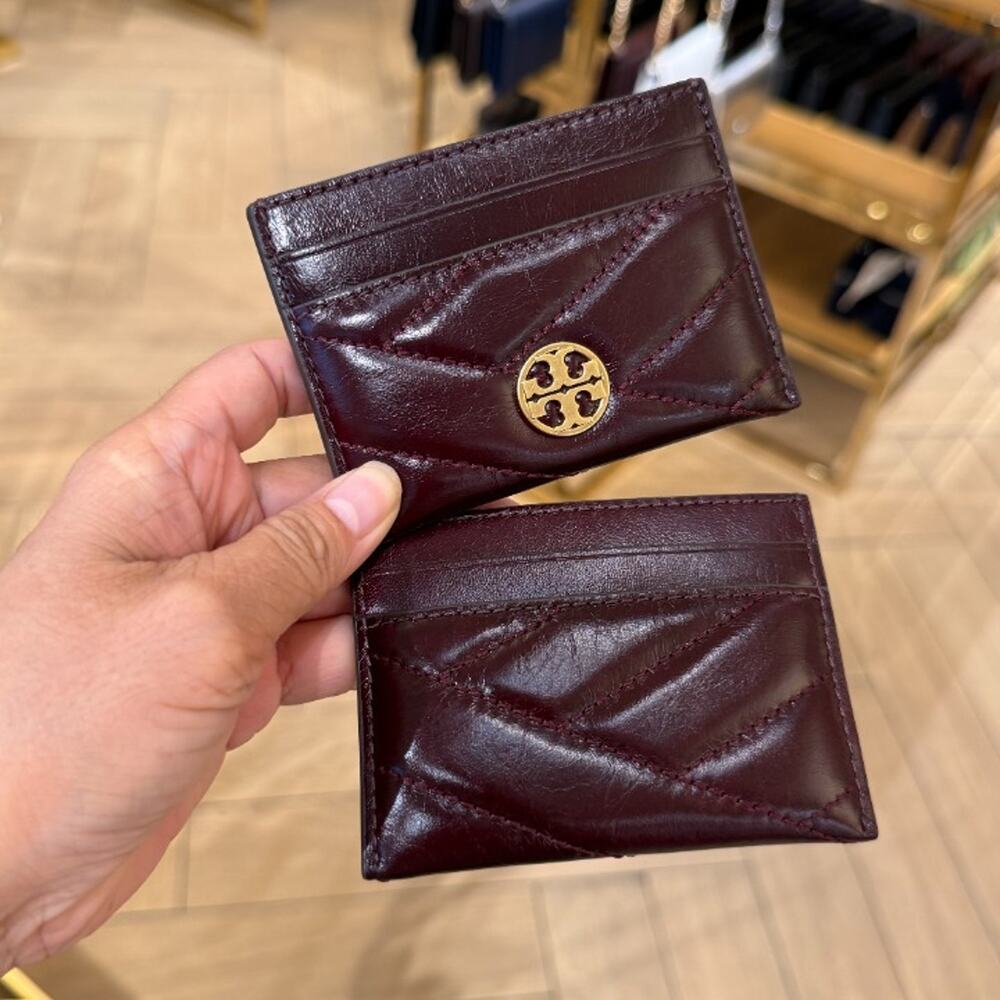 Tory Burch Willa Chevron Glazed Flat Card Case 181138 $110